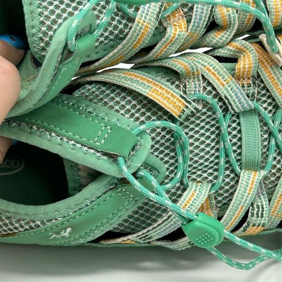 Chaco Kids' Waterproof Hiking Sandals Bright Green Size 4 Closed Toe Summer - Picture 13 of 15